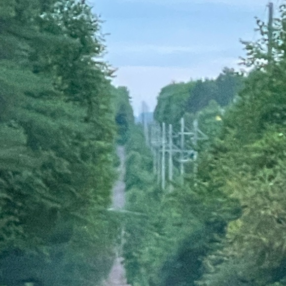 Hi! I’m Kirsten. Thanks for stopping by! Come back often for new listings! - Picture 2 of 2